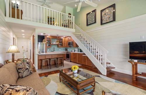 Kahuku House | Turtle Bay Condo with Pool Access