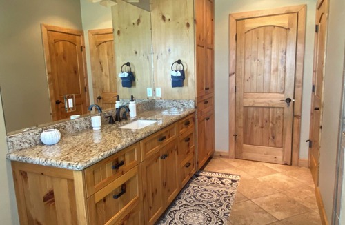 Port O Connor Cabin | Turtle Bay Lodge nGreat for Large Gatherings