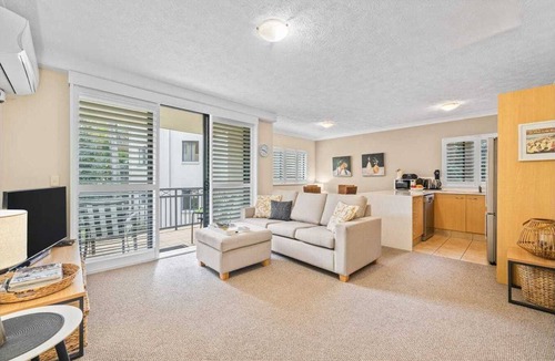 Mermaid Beach Apartment | Turtle Beach Resort Premium Apartment