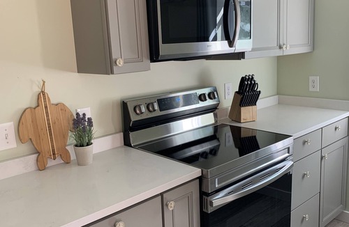 Valley Lee Cottage | Turtle Cove at Cedar Cove Marina