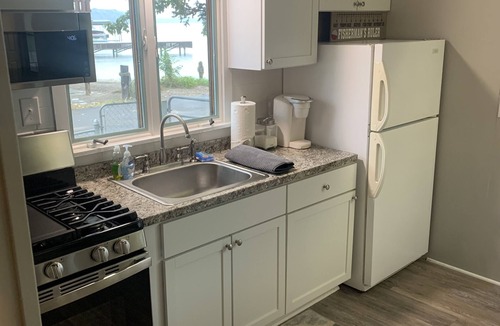 Sodus Point Cottage | Turtle Cove