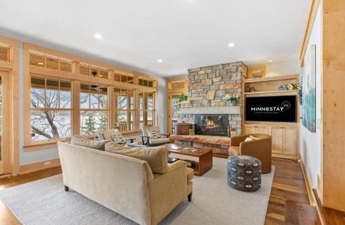 Shoreview House | Turtle Lake Cottage