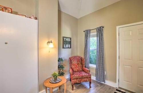 Ironton House | 'Turtle Rock' - Ironton Cabin w/Furnished Patio!