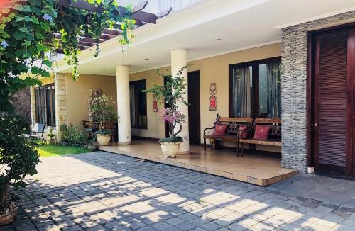 Tuban House | Turtledove Guesthouse