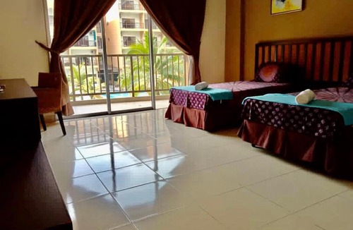 Endah Hotel | Turu Rooms @ Gold Coast Morib