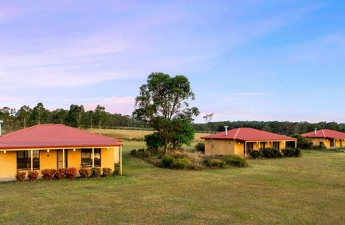 Rothbury Villa | Tuscan charm meets Hunter Valley tranquility.