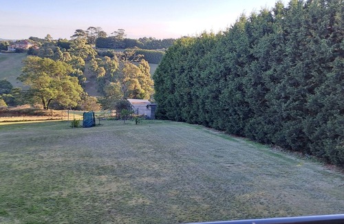 Wallan Apartment | Tuscan Getaway in Hidden Valley