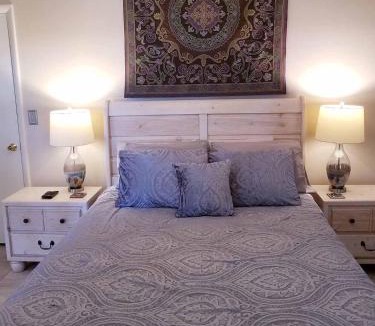 Eureka Springs Bed & Breakfast | Tuscan Manor