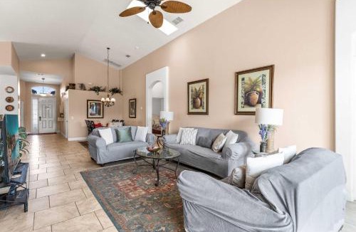 Tuscan Hills House | Tuscan Tranquility Villa 10ppl