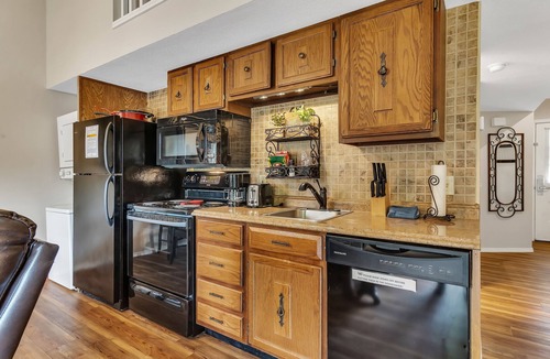 Table Rock Condo | Tuscany On Taneycomo 2 Bedroom Condo by RedAwning