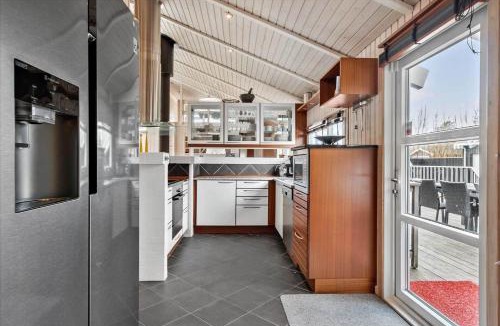 Bratten Strand House | TV1170-Jerup-Engblommen-7