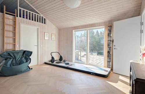 Skram House | TV1475 Ålbæk - Geminivej 15 (÷ nøgleboks)