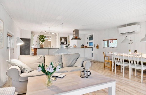 Skram House | TV1557 Ålbæk - Apollonvej 1
