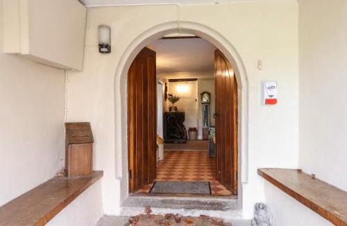 Teigngrace House | Twelve Oaks Farmhouse