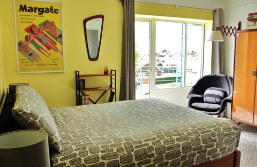 Birchington Bed & Breakfast | Twentieth Century B&B