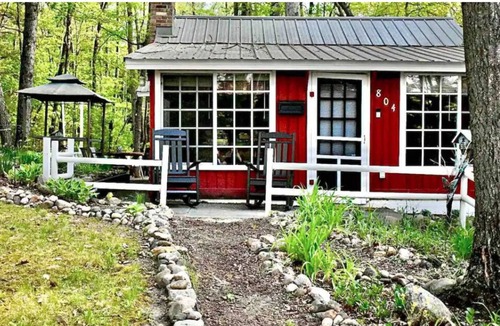 Harrison House | Twenty Lakes Cottage