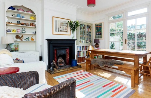 St. Margarets and North Twickenham House | Twickenham Comfort, by Veeve