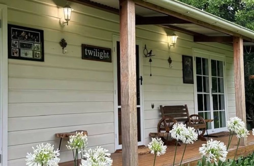 North Tamborine Cottage | Twilight Cottage at Avalon Gardens
