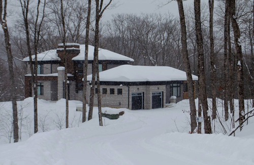 Dwight Cottage | Twilight Pines - Four Bedroom Cottage, Sleeps 8