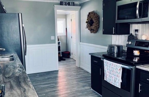 Crow Head House | Twillingate Coastal Retreat w/Oceanview Rooftop Deck (Icebergs,Whales,Sunsets)