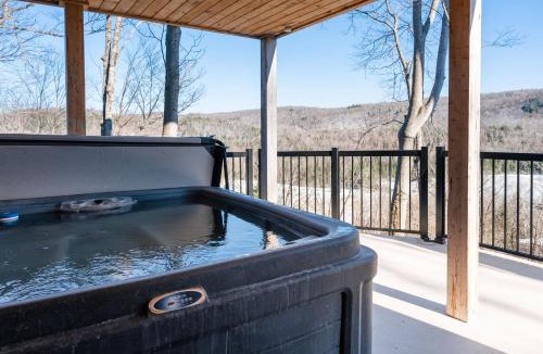 Sainte-Adele Ski Chalet | Twin Cottages with Mountain & Lake View
