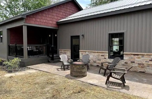 Sylvan Beach Cottage | Twin Getaway Cottages Sunset
