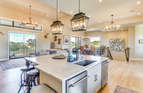 Goldthwaite House | Twin Hills River Ranch Elegant Goldthwaite Escape, sleeps 20+