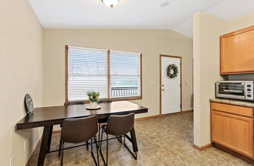 Twin Lakes House | Twin Lakes Dog Friendly Home |Wooded Backyard |Balcony |Short Drive to Alpine & Wilmot Ski Resorts