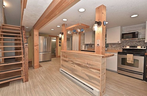 Bovey House | Twin Lakes Retreat
