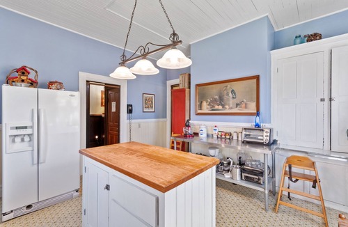 Waynesville Other | Twin Maples Farmhouse-Walk to Dining, Shops & Pubs