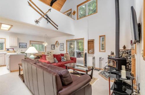 Packwood House | Twin Maples