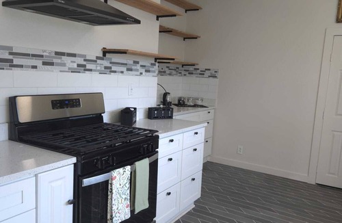 Irving House | Twin Nest Duplex