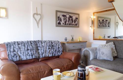 Crudgington House | Twin Oaks