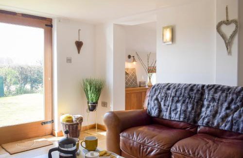 Crudgington House | Twin Oaks