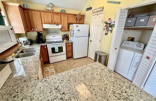 Port O Connor House | Twin Palms (Pet Friendly+$)