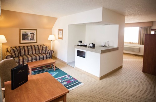 Ouray Hotel | Twin Peaks Lodge & Hot Springs