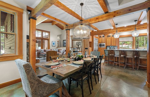 Ponderosa Palisades House | Twin Pine Retreat - Family-Friendly, Hot Tub