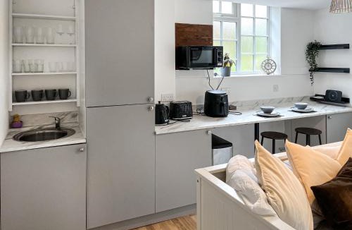 Kenley House | Twin Pines