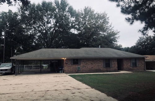 Smith County House | Twin Pines Lake House with direct access to water.