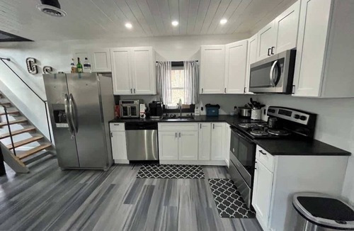 Northville House | Twin Pines Lake Resort 1