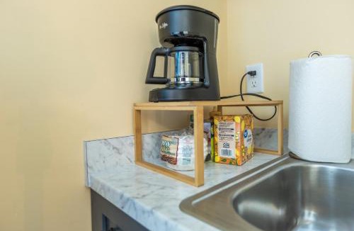 Englewood Apartment | Twin Pines Studios