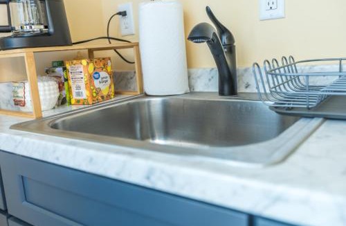 Englewood Apartment | Twin Pines Studios