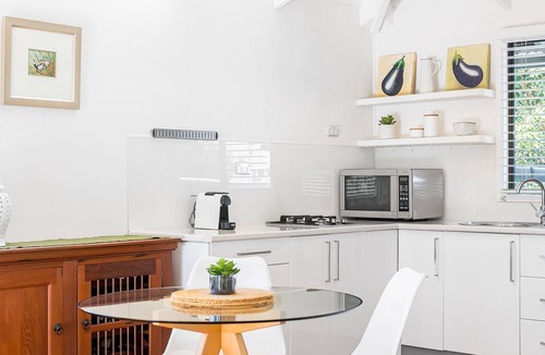 Bangalow House | Twin Tallows - secluded couples retreat