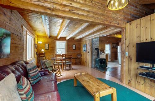 Twin Mountain House | Twin View Log Home