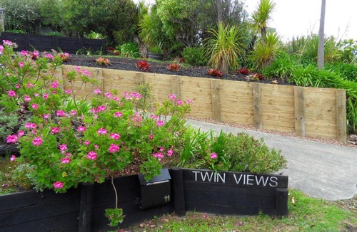 Oneroa House | Twin Views