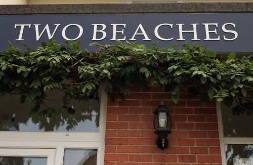 Roundham House | Two Beaches