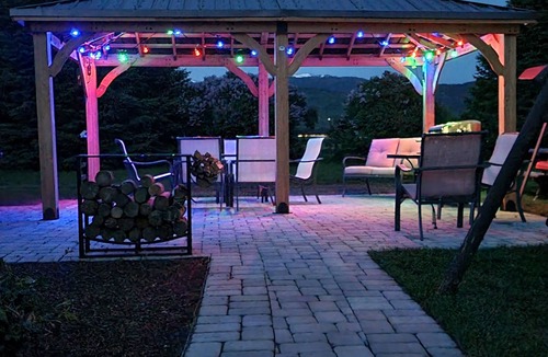 Victor House | Two beautiful homes accommodate 30 sleeping guests with mountain viewsnnnnnnn