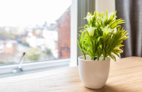 Crawcrook Apartment | Two Bed Apartment RYTON With Free Parking