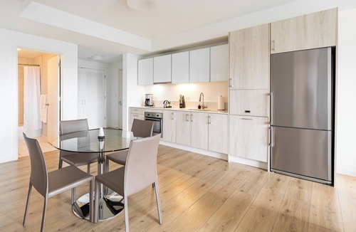 West Fens Apartment | Two-Bed, Two-Bath Apartment In the Fenway District