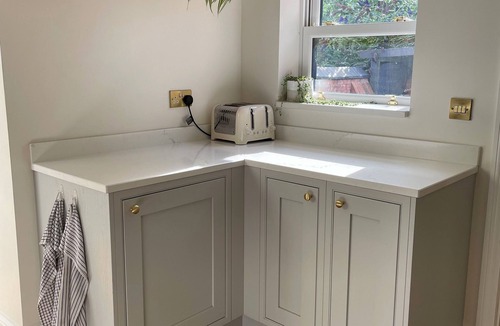 Birmingham House | Two Bed Victorian Townhouse Opposite QE/University